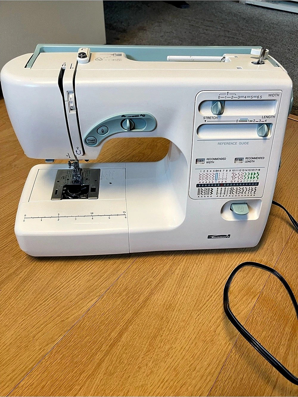 Kenmore 385 series electronic sewing machine with footpedal and excellent condit
